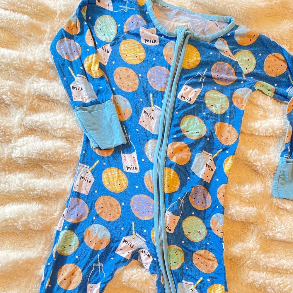 2 pairs little sleepies bamboo pajamas